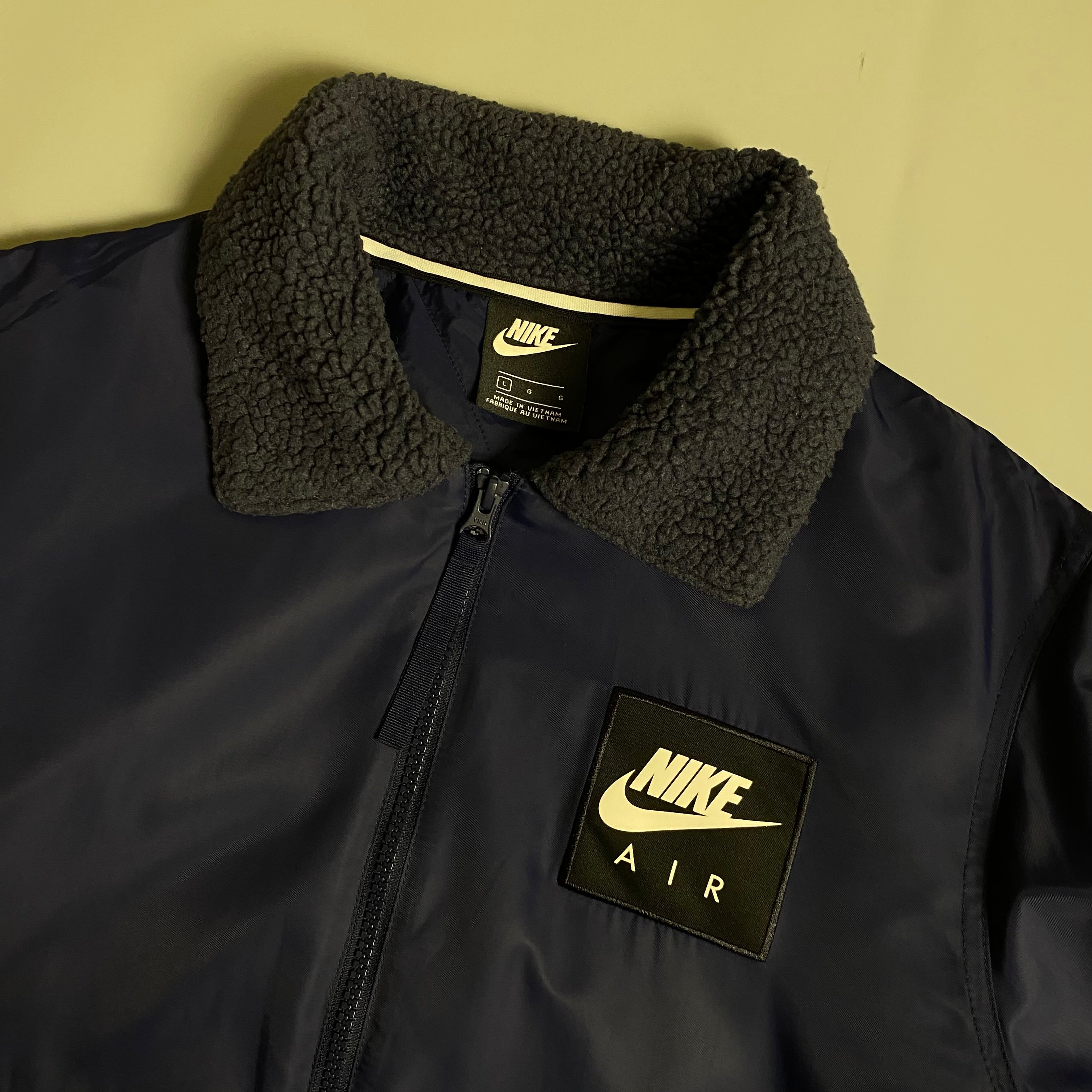 Nike Air Seasonal Full-Zip Sherpa Bomber Jacket