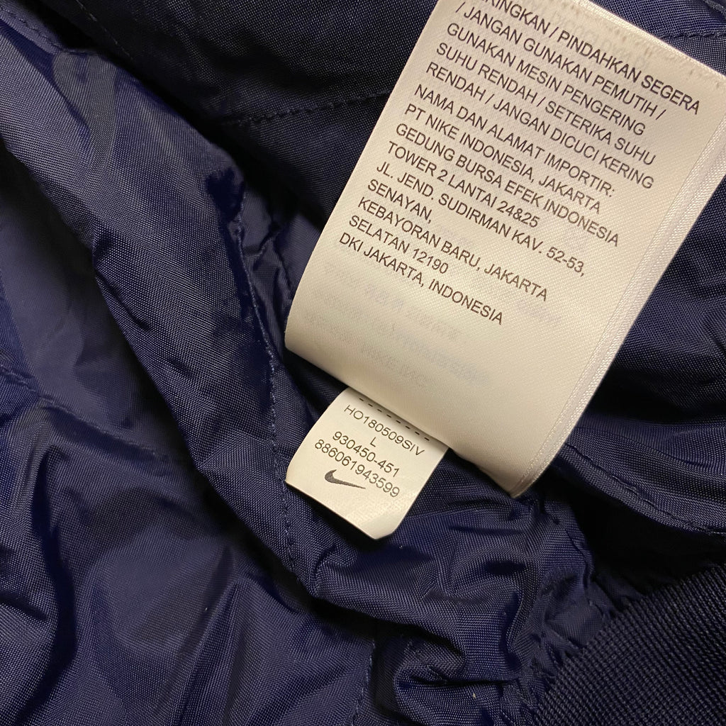 Nike Air Seasonal Full-Zip Sherpa Bomber Jacket