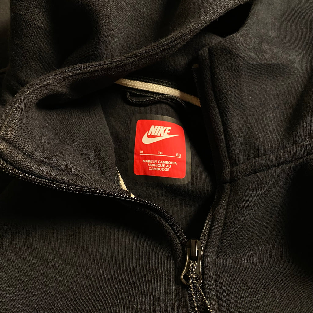 Nike Men's Tech Fleece Windrunner Full-Zip Hoodie in black