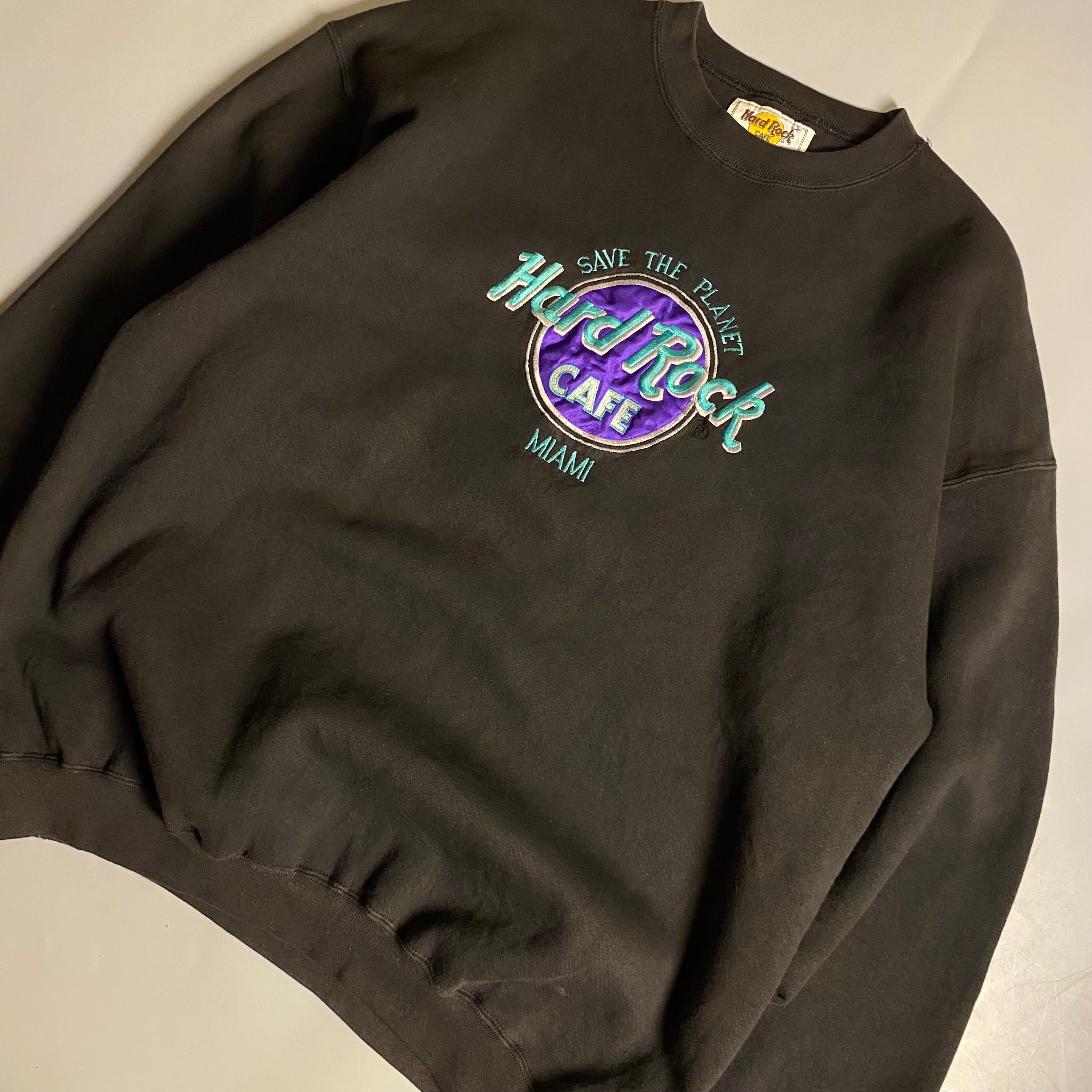 Vintage 1990s black Hard Rock Cafe Miami embroidered sweatshirt