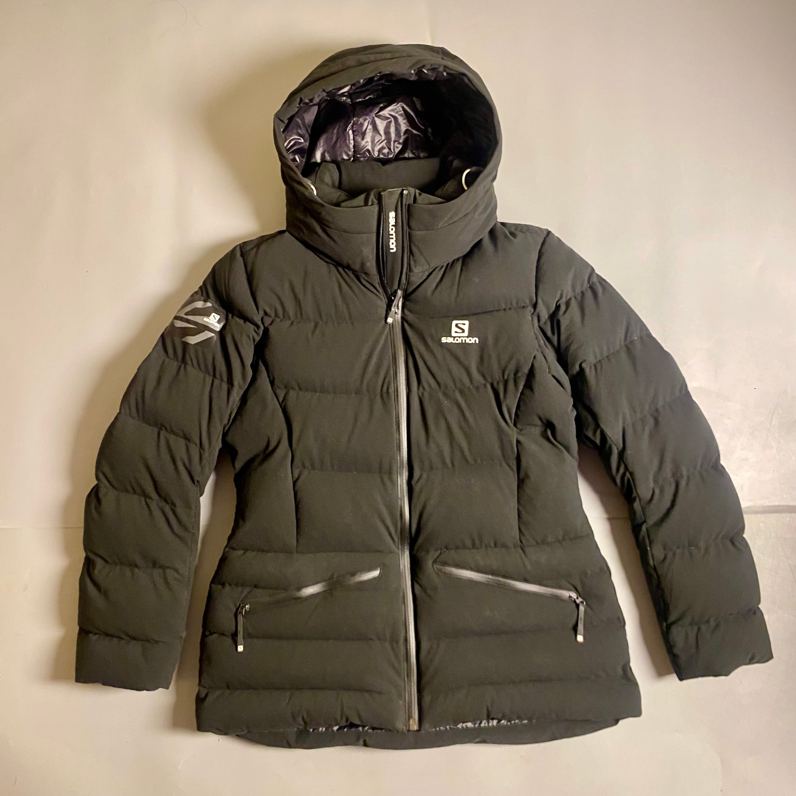 Salomon Women's Alpenflow Down Jacket in deep black