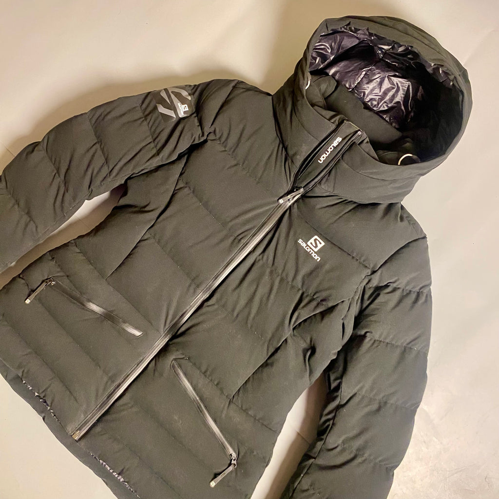 Salomon Women's Alpenflow Down Jacket in deep black