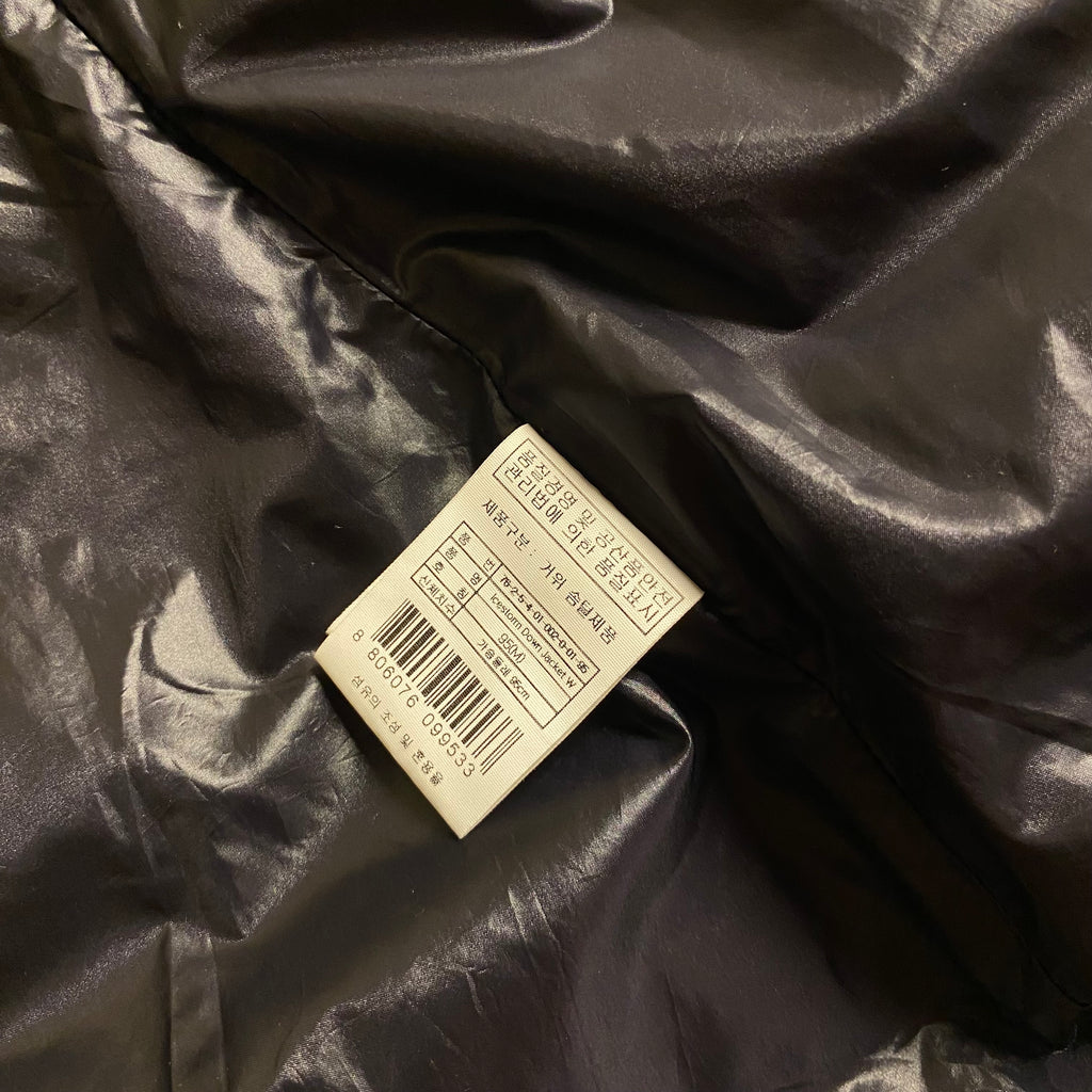 Salomon Women's Alpenflow Down Jacket in deep black