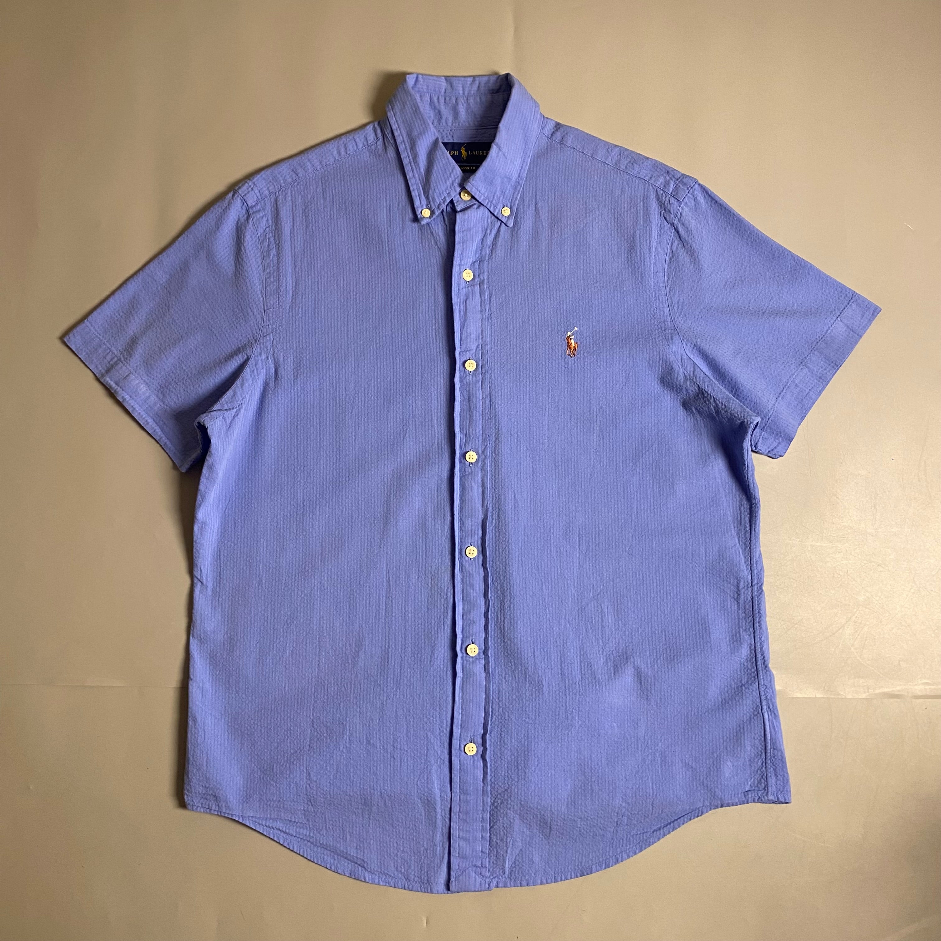 Polo Ralph Lauren short-sleeve shirt crafted from lightweight, breathable seersucker fabric